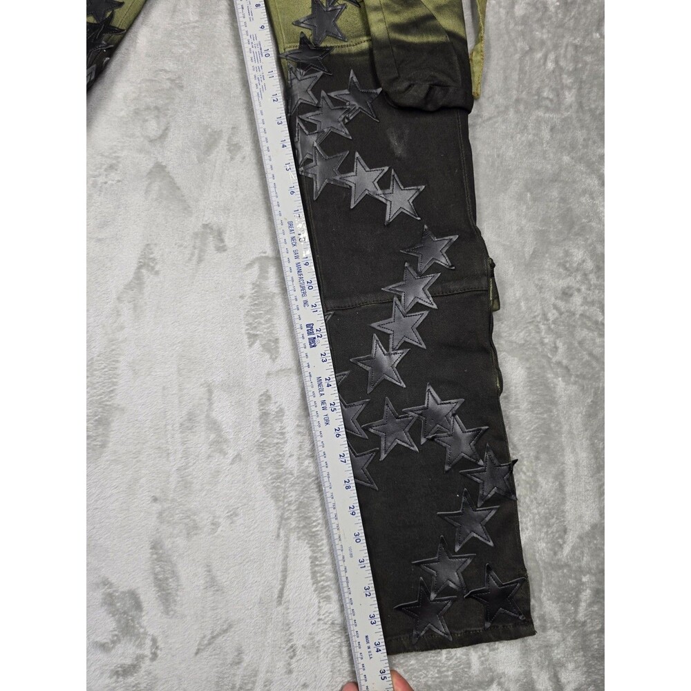 ​MNML Star Cargo Pants Size 28 Green Black Gradient Two Tone Leather Stars Y2K - Picture 5 of 10